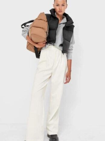 VESTE SANS MANCHES MATELASSÉE COURTE